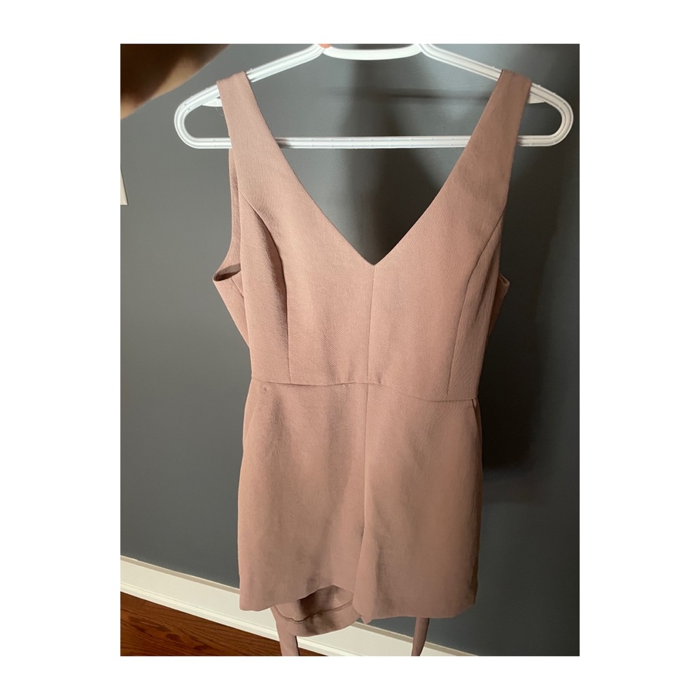Taupe/Brown Aperture Romper • Aritzia / Wilfred • Size 2 (US)